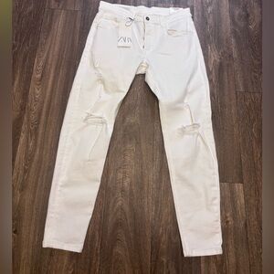 NWT Zara Distressed Skinny Jean Sz 34-0263